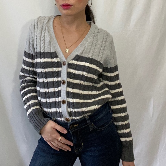 Tommy Hilfiger gray and white stripe sweater Large - Picture 4 of 8